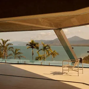 'the Edge' Unique Luxury Experience Port Douglas